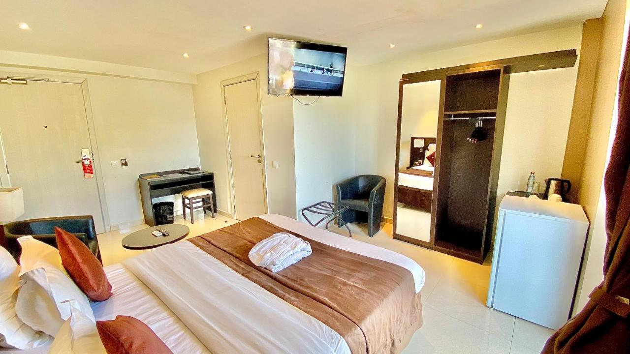 Hotel M'Lys Conakry Eksteriør billede